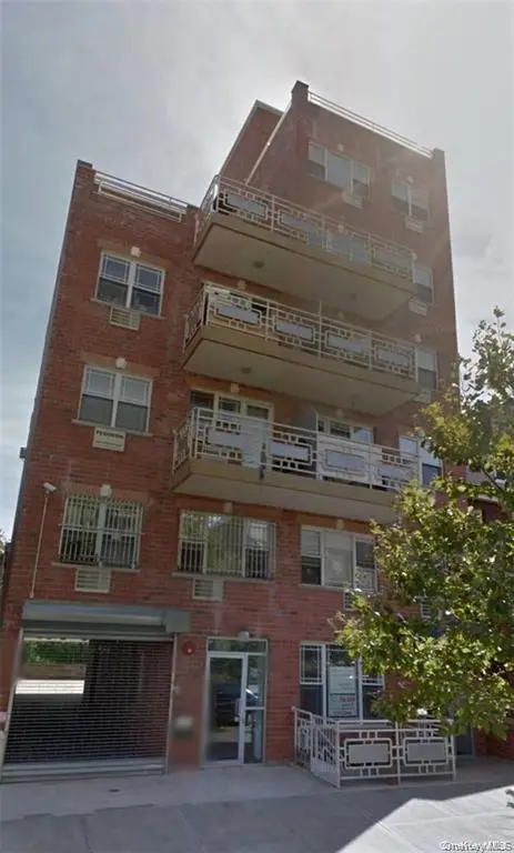40-45 68th ST #2, Woodside, NY 11377