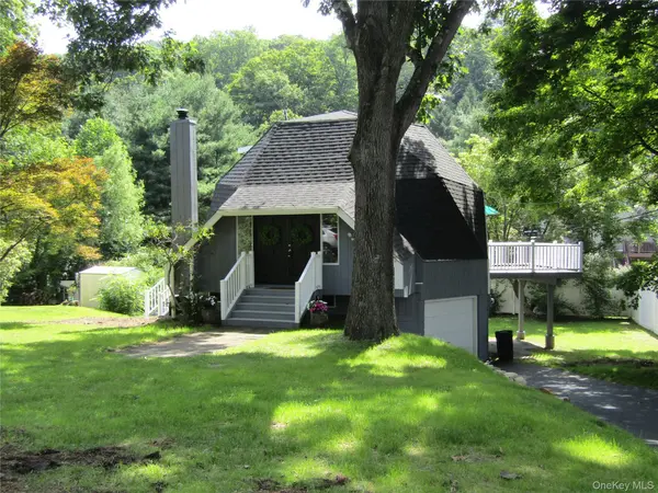 374 Sprout Brook RD, Garrison, NY 10524