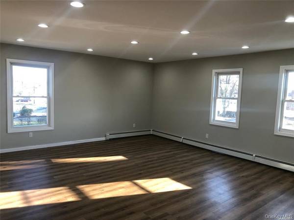281 Dogwood AVE #2, West Hempstead, NY 11552