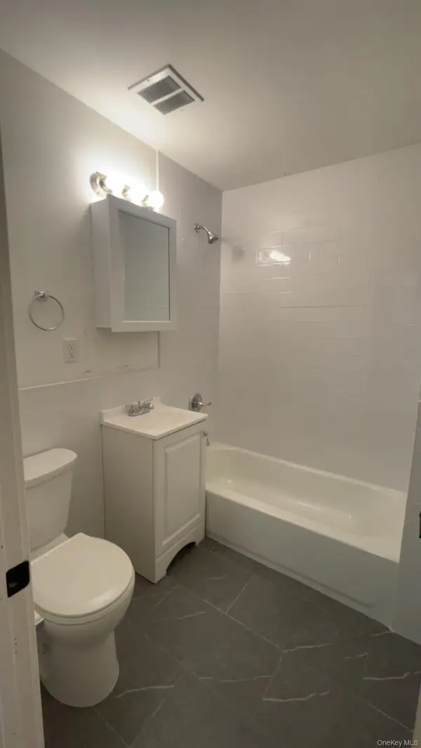 671 Bronx River RD #LG, Yonkers, NY 10704