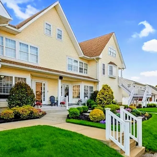 226 Westside AVE #B, Freeport, NY 11520