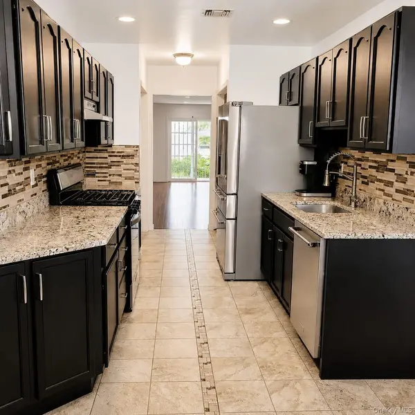 226 Westside AVE #B, Freeport, NY 11520