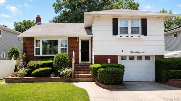 336 W Valley Stream BLVD, Valley Stream, NY 11580