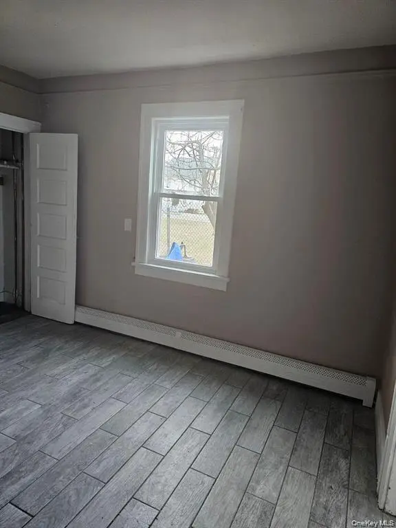 286 Yale ST, Hempstead, NY 11550