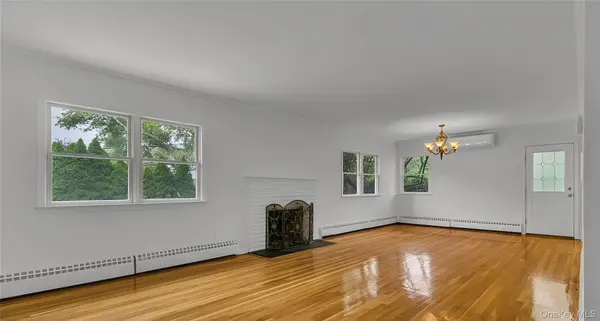 136 Lee RD, Garden City, NY 11530