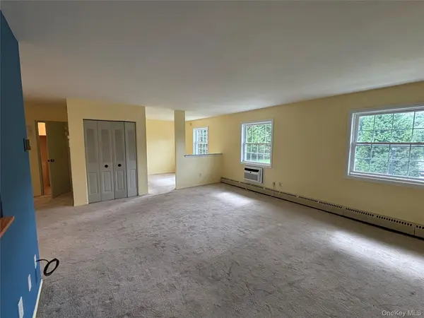 460 Old Town RD #26M, Port Jefferson Station, NY 11776
