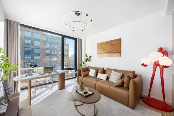 35-30 146th ST #402, Flushing, NY 11354