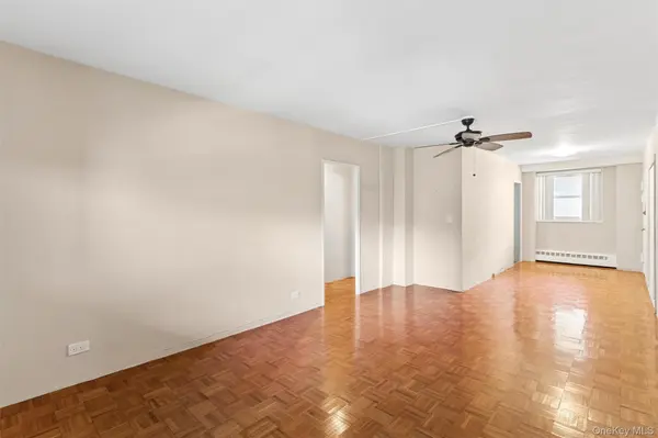 97-37 63rd RD #6F, Rego Park, NY 11374