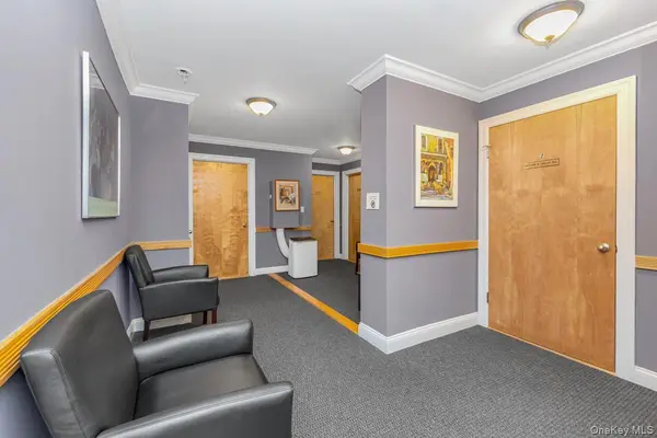 23 West 73rd Street #101 Room 4, New York (manhattan), NY 10023