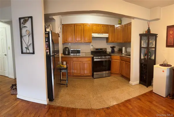 41-31 51st ST #6E, Woodside, NY 11377