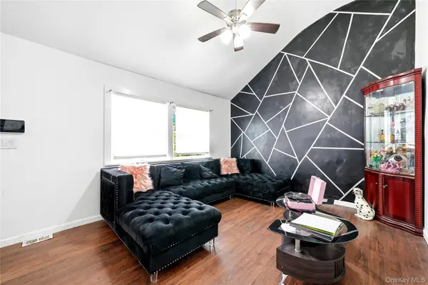 949 Taylor AVE, East Patchogue, NY 11772