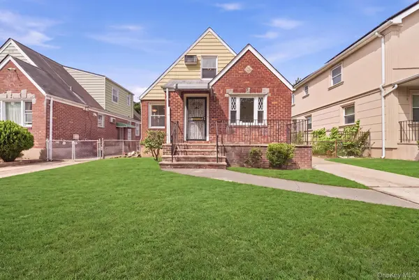 5332 187th ST, Fresh Meadows, NY 11365