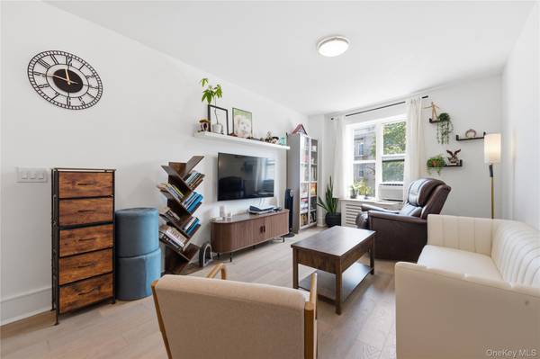 148-09 Northern BLVD #3C, Flushing, NY 11354