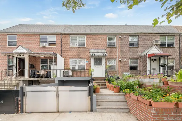 6726 Utopia Pkwy, Fresh Meadows, NY 11365