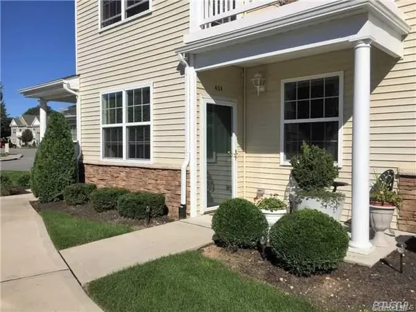 404 Lennox DR #404, Saint James, NY 11780