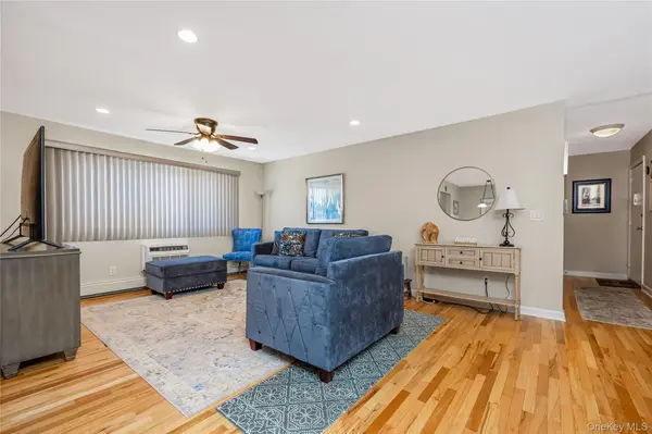 2433 union BLVD #2B (upper), Islip, NY 11751