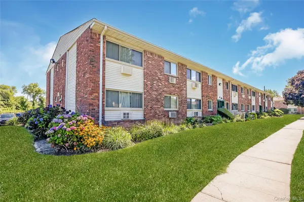 2433 union BLVD #2B (upper), Islip, NY 11751