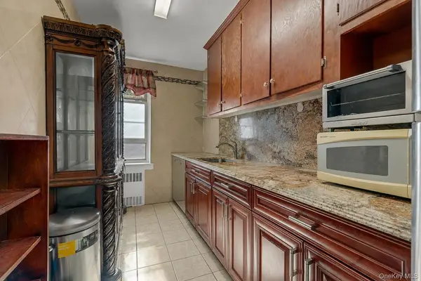 39-45 51St #5C, Woodside, NY 11377