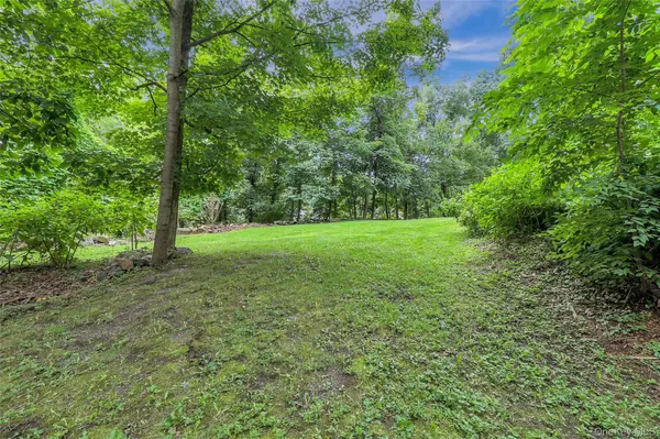 1 Pamela PL, Millwood, NY 10546