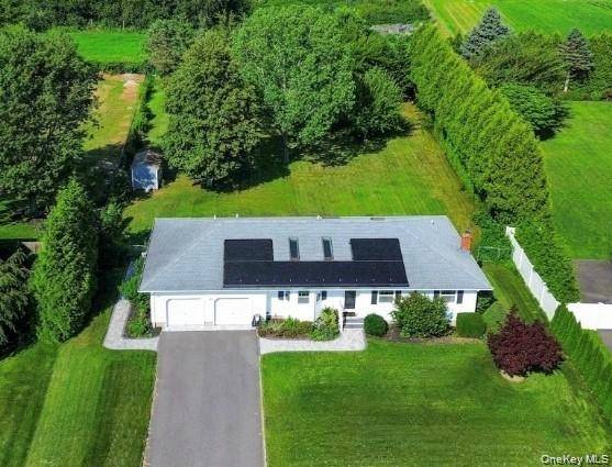 124 Donna DR, Baiting Hollow, NY 11933