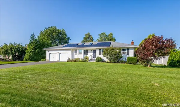 124 Donna DR, Baiting Hollow, NY 11933