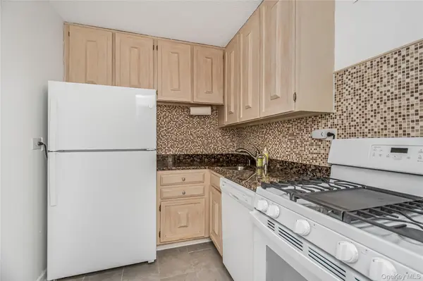 3333 Henry Hudson Pkwy #22C, Bronx, NY 10463