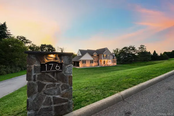 176 Beverly RD, Chester, NY 10918