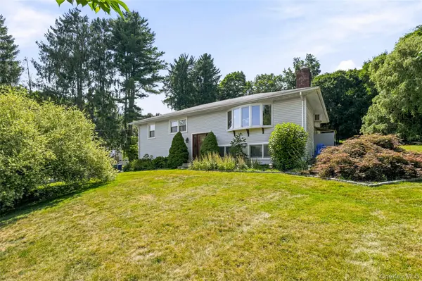 30 Harkin RD, Carmel, NY 10512