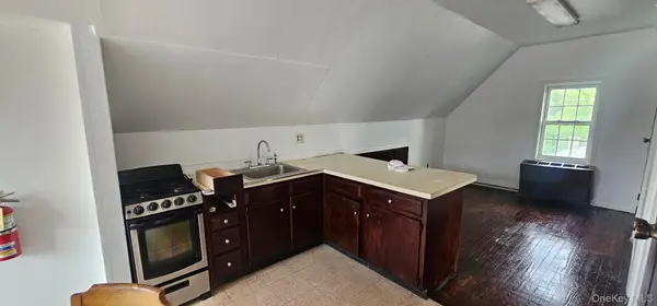 70 Washington AVE #3rd Floor Apt, Suffern, NY 10901