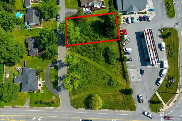 16 Warren AVE, Coxsackie, NY 12192