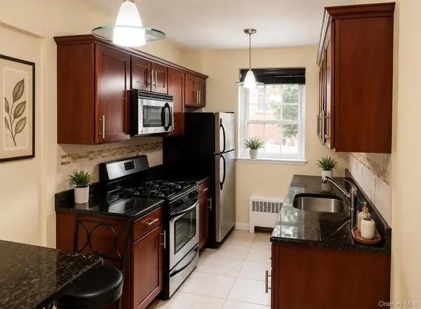 220 Pelham Road #2H, New Rochelle, NY 10805
