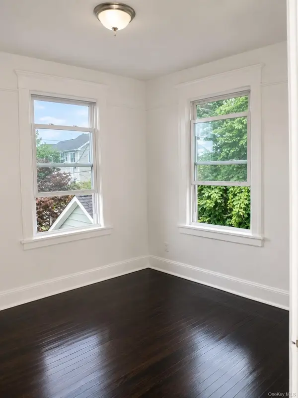 640 S 6th AVE, Mount Vernon, NY 10550
