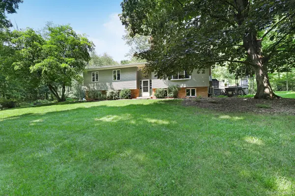 2333 Mountain RD, Otisville, NY 10963