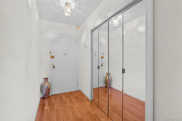 20 Secor PL #2S, Yonkers, NY 10704