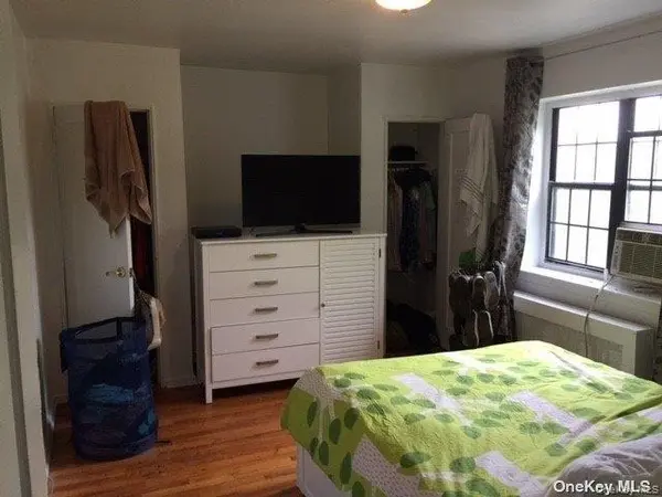 78-43 147 ST #2V, Kew Garden Hills, NY 11367