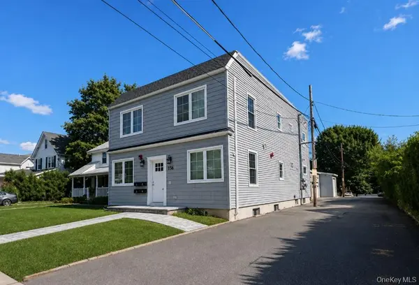 156 Jefferson AVE #1, Roslyn Heights, NY 11577