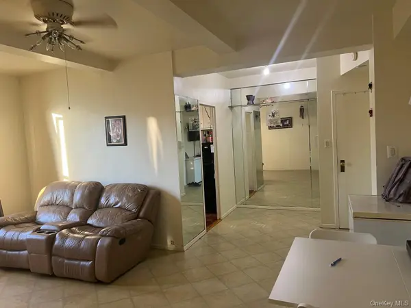 14 Metropolitan OVAL #5G, Bronx, NY 10462
