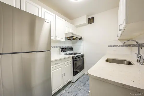 102-10 66th RD #26K, Forest Hills, NY 11375
