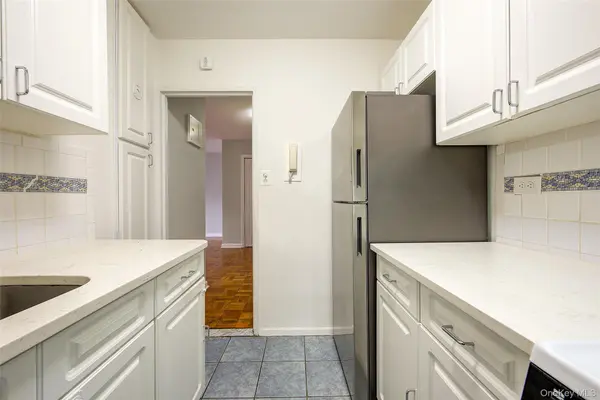 102-10 66th RD #26K, Forest Hills, NY 11375