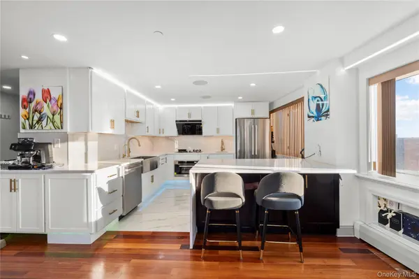 43-18 Main ST #12A, Flushing, NY 11355