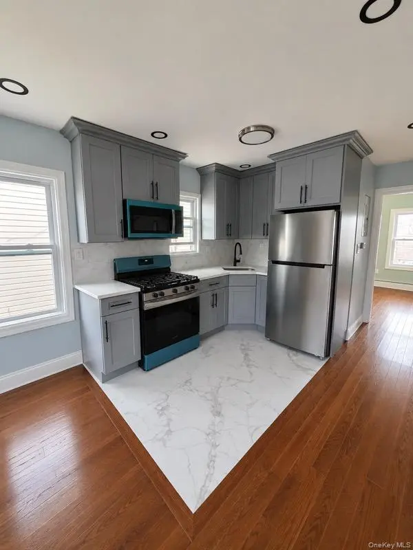 10910 210th ST, Queens Village, NY 11429