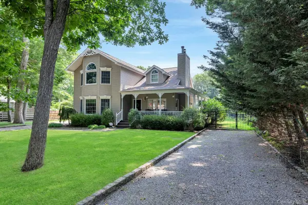 405 The Short LN, East Marion, NY 11939