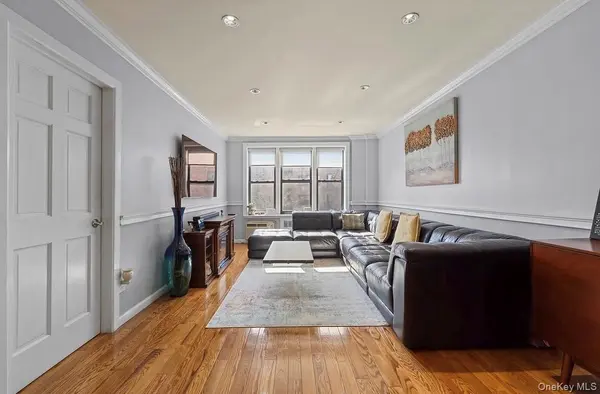 5803 Calloway Street #4EE, Corona, NY 11368