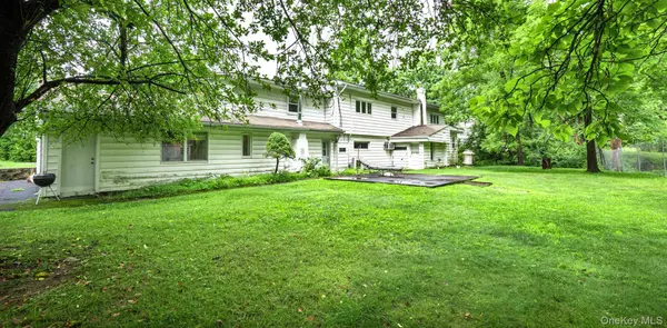 49 Interlochen Pkwy, Monroe, NY 10950