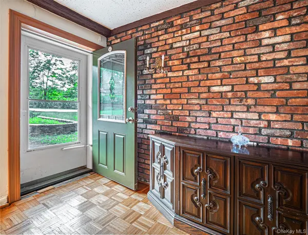 49 Interlochen Pkwy, Monroe, NY 10950