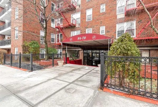 84-70 129th ST #6N, Kew Gardens, NY 11415