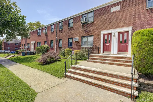 17-04 160th ST #LOWER, Whitestone, NY 11357