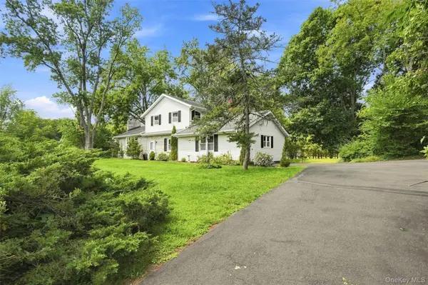 575 Lucas Avenue EXT, Hurley, NY 12443