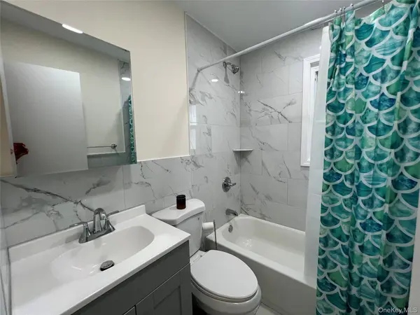40 Firwood RD #A, Port Washington, NY 11050