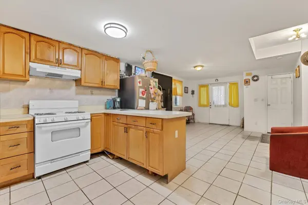 23-48 94th ST, East Elmhurst, NY 11369
